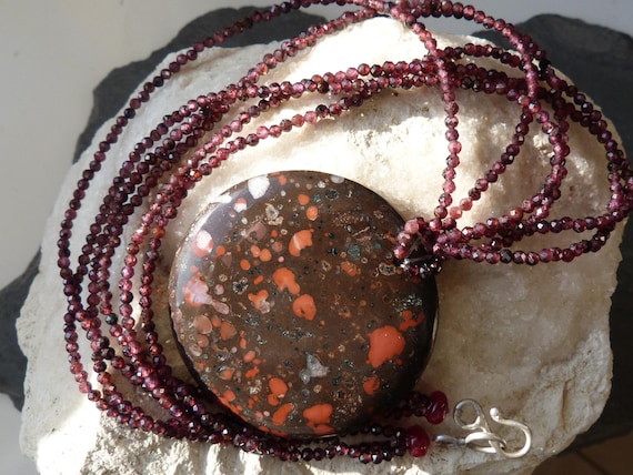 Silver necklace and pendant, 1 jasper, garnet, red quartz:  IMPORTANT,French vat is included,20% foff or US, australian, canadian buyers