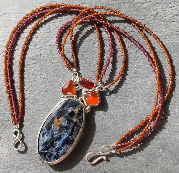 Silver necklace and pendant, 1 pietersite, garnet, fire opals:  IMPORTANT,French vat is included,20% off for US, australian, canadian buyers