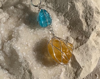 Silver pendant, rough fluorite, rough apatite;  IMPORTANT: French vat is included, 20% off for US, australian + canadian buyers