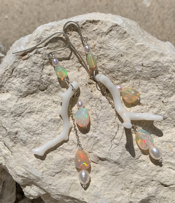 Earrings, 925 silver,corals,ethiopian opals,freshwaterpearls:IMPORTANT,French vat is included,20% off for US, australian and canadian buyers