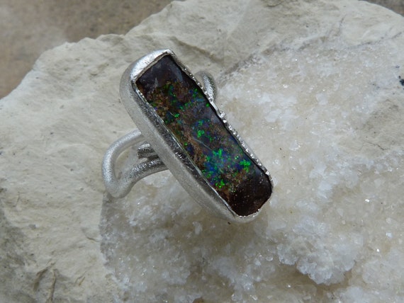 Silver ring with 1 boulder opal from Australia: IMPORTANT,French vat is included, 20% off for US, australian and canadian buyers