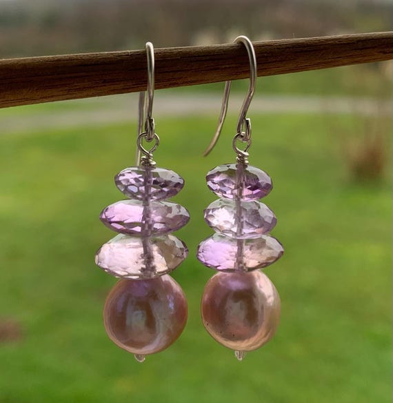 Earrings with 925 silver, amethysts and fresh water pearls: IMPORTANT, French vat is included,20% off for US, australian and canadian buyers