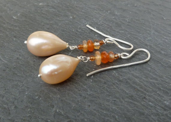 Silver earrings, opals, cornalines, freshwater pearls: IMPORTANT, French vat is included, 20% off for US, australian and canadian buyers