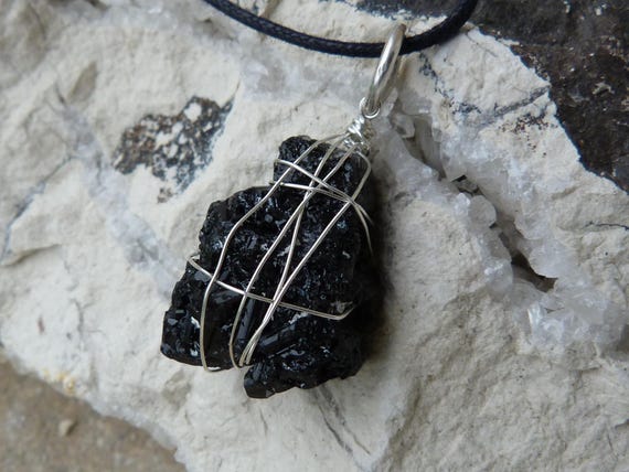 Silver pendant, 1 black, rough tourmaline, schorl; IMPORTANT: French vat is included, 20% off for US,australian + canadian buyers