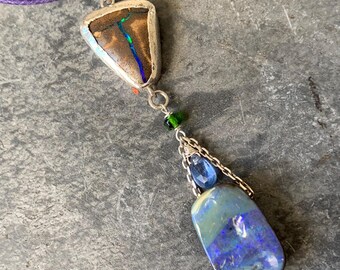Silver pendant, chrom-diopside, cyanite, 2 boulder opals:  IMPORTANT, French vat is included, 20% off for US, australian and canadian buyers