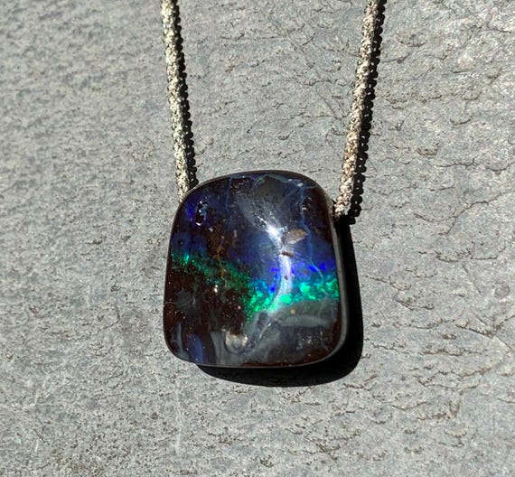 Silver necklace, 1 boulder opal from Australia: Important, french vat is included,20% off for US, australian and canadian buyers