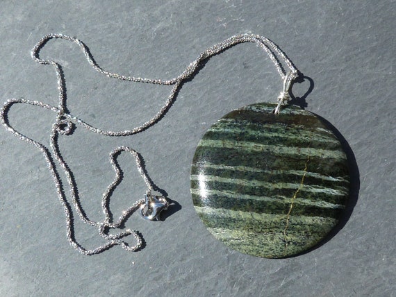 Silver necklace with a big jasper pendant: IMPORTANT,French vat is included, 20% off for US, australian and canadian buyers