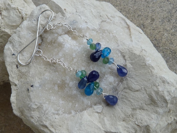 Very long silver earrings, blue sappires, apatites and cyanites:IMPORTANT,French vat is included, 20% off for US,australian, canadian buyers