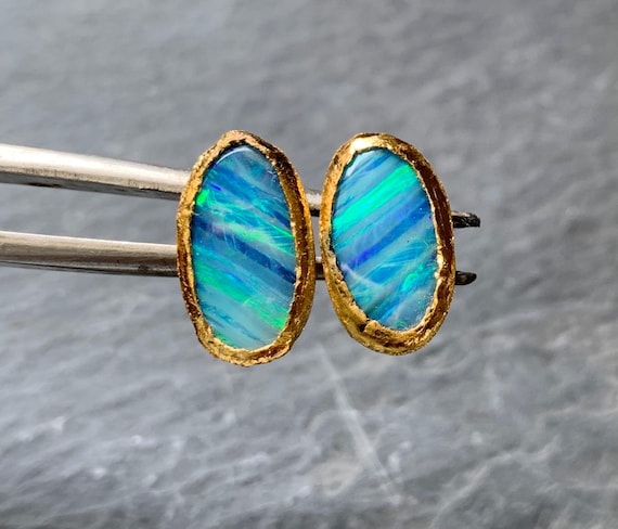 24 k gold and silver studs, australian crystal opals: IMPORTANT, French vat is included, 20% off for US,australian and canadian buyers