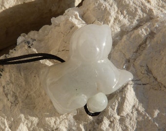 Necklace, chinese zodiac, dog, jade, jadeite: Important, French vat is included,20% off for US, australian and canadian buyers