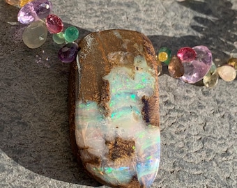 Silver necklace with a boulder opal, prescious stones: IMPORTANT, French vat is included, 20% off for US,australian and canadian buyers