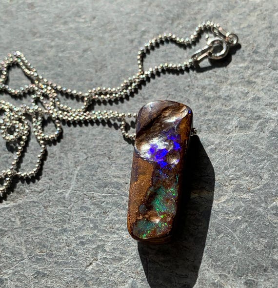 Silver necklace/pendant, 1 boulder opal: Important, french vat is included,20% off for US,australian and canadian buyers