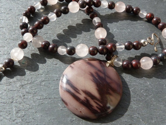 Necklace, silver, jasper, rose quartz: Important, French vat is included, 20% off for US, australian and canadian buyers