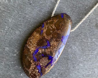 Silver necklace/pendant, 1 boulder opal: Important, french vat is included,20% off for US,australian and canadian buyers
