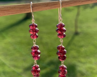 Earrings, garnets, silver: IMPORTANT, French vat is included, 20% off for US, UK, australian and canadian buyers