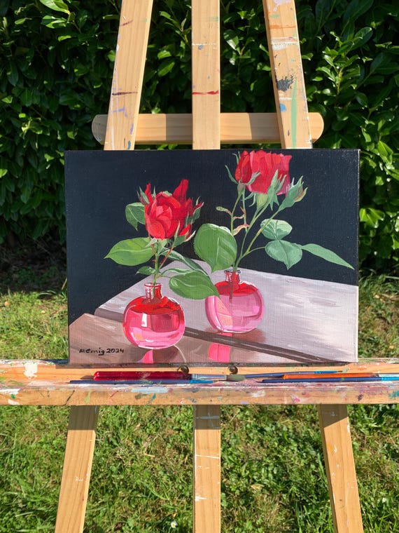 Original painting with a vase and red roses, oil on canvas, 33 cm x 24 cm