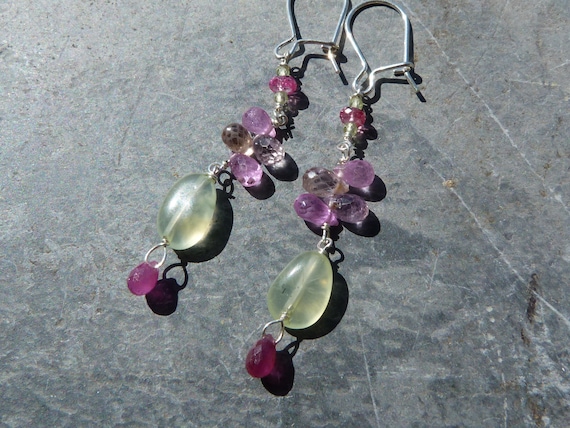 Silver earrings, sapphires, préhnites:IMPORTANT, French vat is included, 20% off for US, australian and canadian buyers