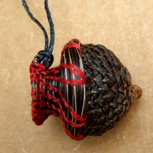 Acorn Cap Horsehair Necklace Pattern: Coiling Fiber Arts (Digital Download)
