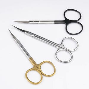 Professional cuticle scissors