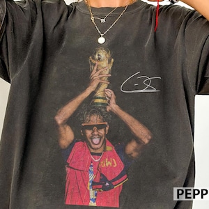 完売品】希少 スペイン代表Tシャツ Sサイズ ヤマル選手着用 完売品