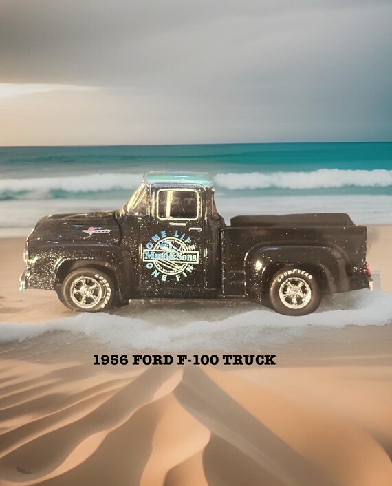 M2 Machines 1956 Ford F-100 Truck: Maui & Sons Limited Edition