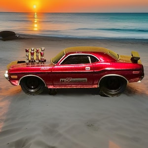 Modello in scala 1/64 della Dodge Challenger R/T del 1970 della M2 Machines del 2012