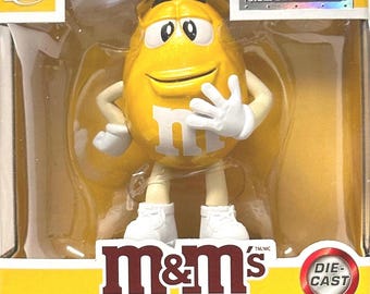 Jada Metalfigs M&M's Yellow Character Die-Cast Figure 2.5" Tall Officially Licensed