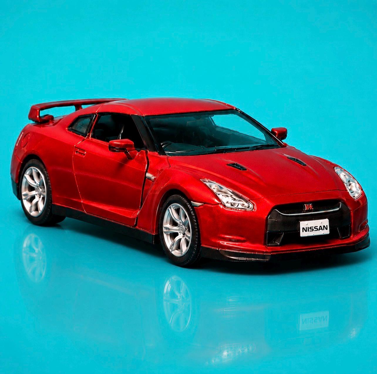 2009 Nissan GT-R R35 Diecast Model, Metallic Red, 1:36 Scale, JDM