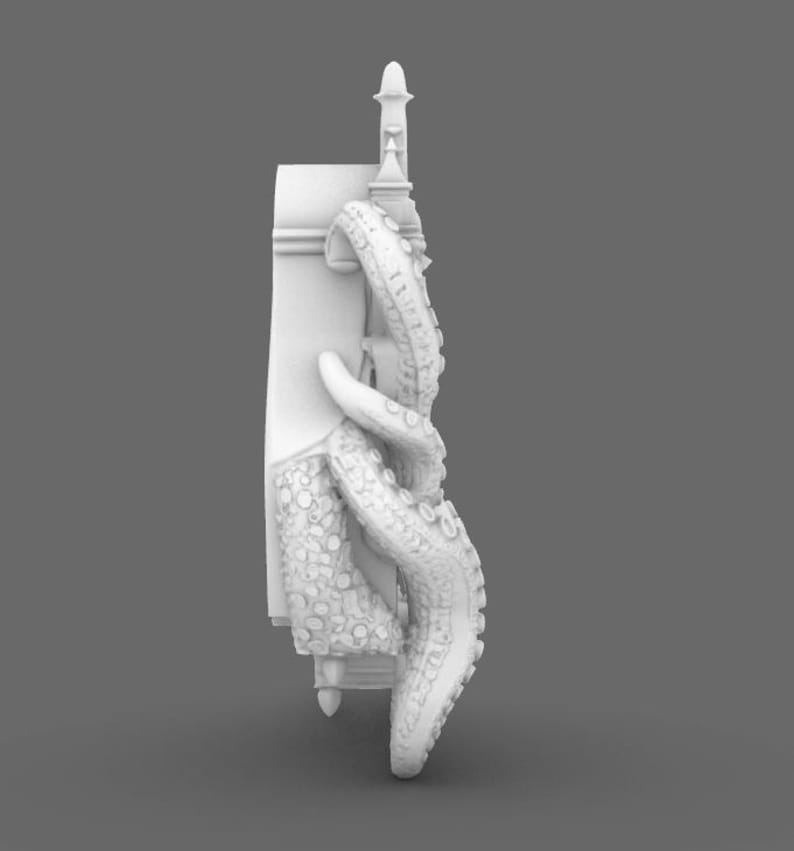 Puede incluir: Escultura blanca estilizada con base rectangular y dise&ntilde;o detallado de tent&aacute;culo. La escultura tiene una superficie texturizada y un peque&ntilde;o elemento decorativo en la parte superior. El dise&ntilde;o es intrincado.