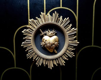 Sacred Heart Religious 3D Wall Decoration for Home - Sun Rays Frame - Tattoo Shop - Gothic Decor - Goth Style