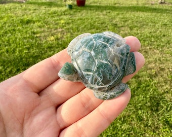 Druzy Moss Agate Turtle Carving - Unique Handcrafted Gemstone Decor for Home and Office, Perfect Gift for Nature and Turtle Lovers