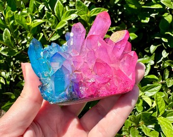 Aura Quartz Cluster - A Dazzling Display of Color and Energy, Ideal for Healing, Meditation, and Home Decor