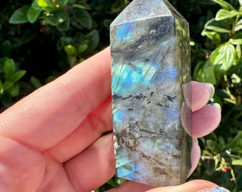 Mystical Labradorite Tower - Elevate Your Space with the Magic of Aurora Borealis, Perfect for Spiritual Awakening and Creative Inspiration