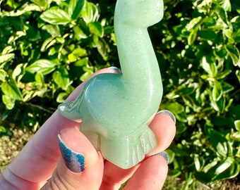 Green Aventurine Dinosaur Carving: Unique Decor Piece for Luck & Growth, Perfect for Collectors and Enthusiasts of Natural Healing