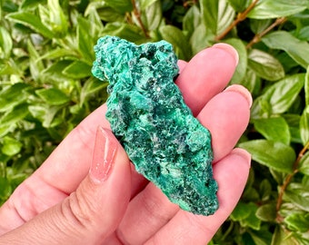 Fibrous Malachite Specimen - Stunning Natural Mineral Display, Perfect for Collectors and Home Decor, Rich Green Textures