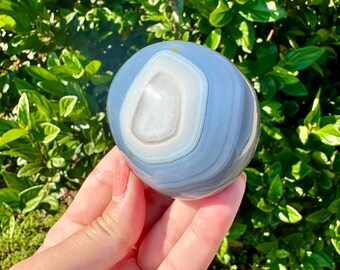 Orca Agate Palm Stone - Embrace the Calming Waves and Intuitive Power, Perfect for Meditation, Healing, and Emotional Balance
