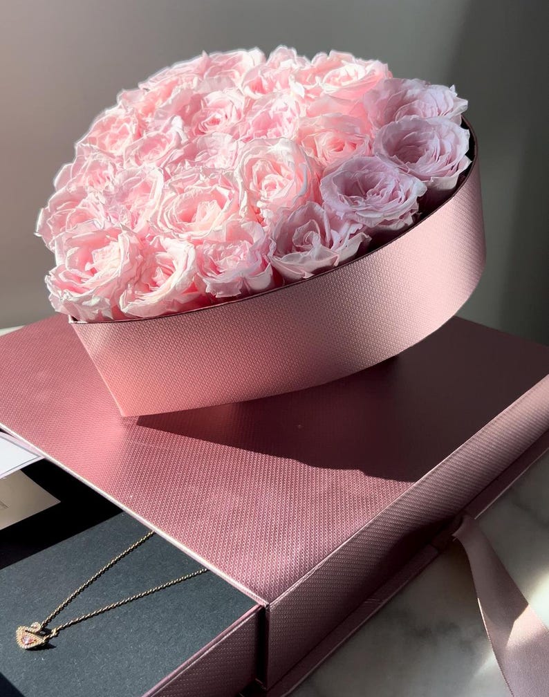 Floating Heart 22+ Preserved Natural PINK Roses Pink Display Box W ...