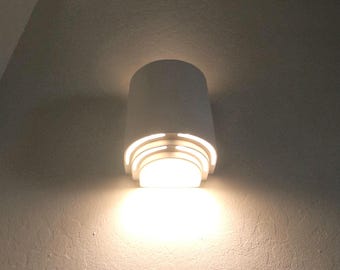Aplique de pared de 9": Ambiance - Lámpara de cerámica artesanal - Regulable A19