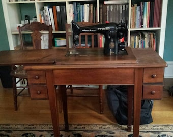 Vintage Singer Sewing Machine, Table Sewing Machine PICK UP ONLY!