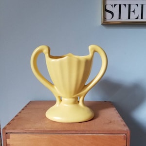 Camark Arkansas Trophy Vase, Yellow Pottery Vintage Vase
