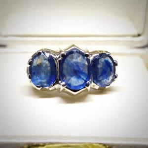 Anello con grande zaffiro, anello con zaffiro blu per uomo, anello da uomo in argento 925 Neelam regalo
