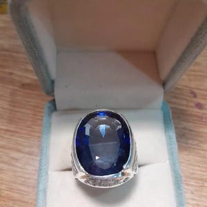 Anello con grande zaffiro, anello con zaffiro blu per uomo, anello da uomo in argento 925 Neelam regalo