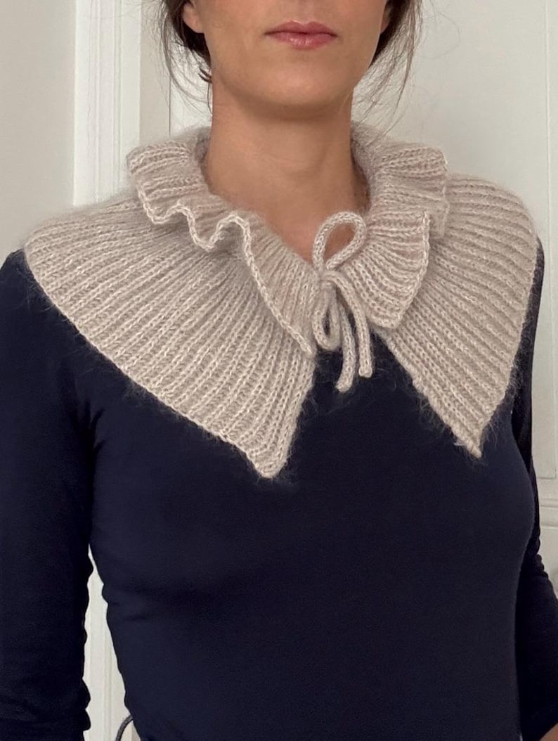 Knitting Pattern | Juliette Cowl, Ruffled Collar in Brioche Stitch - Etsy