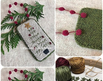 Feather Tree - Punch Needle Pattern - #PN611 - Needlepunch Embroidery - Christmas Ornament / Gift Tag
