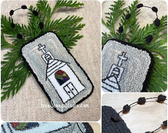 Stained Glass- Punch Needle Pattern - #PN637 - Needlepunch Embroidery - Christmas Ornament / Gift Tag