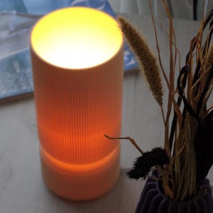 3D Printed Table Lamp: Modern Minimalist Desk Light - Architectural Design