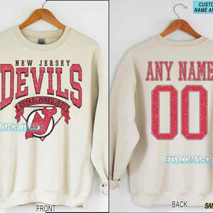 Personalisiertes New Jersey Hockey-Sweatshirt, New Jersey Devils Rundhalsausschnitt, New Jersey Hockey-Shirt, Maßgeschneidertes Hockey-Shirt, Hockeynummer-Shirt