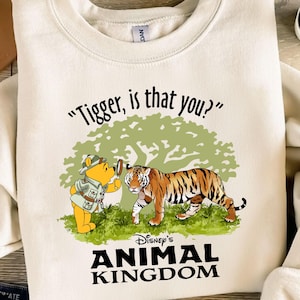 Tigger ¿Eres tú? Reino Animal (Png), Winnie el Oso Retro Divertido (Png), Reino Animal (Png), Reino Mágico (Png), Vacaciones Familiares (Png) imagen 3