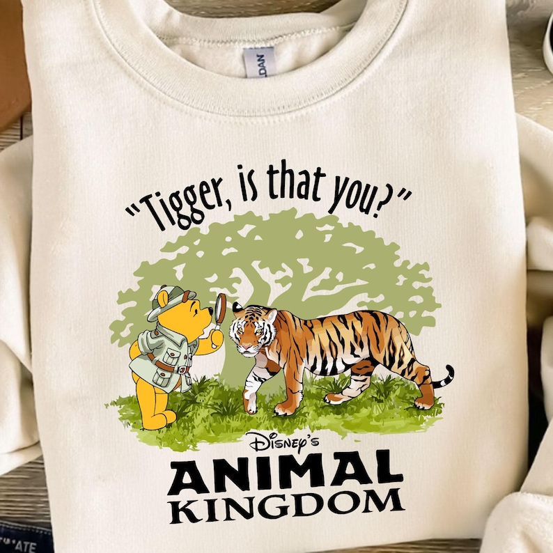 Tigger ¿Eres tú? Reino Animal (Png), Winnie el Oso Retro Divertido (Png), Reino Animal (Png), Reino Mágico (Png), Vacaciones Familiares (Png) imagen 3