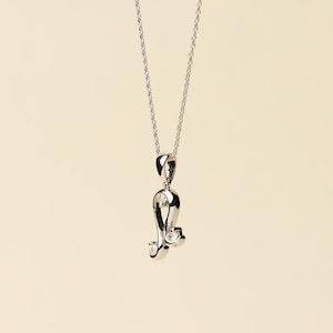 18K Solid White Gold Round Diamond Pendant